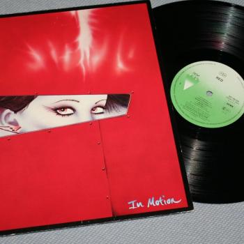 RED - IN MOTION - Меломания