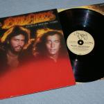 BEE GEES - SPIRITS HAVING FLOWN (a) - Меломания