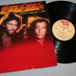 BEE GEES - SPIRITS HAVING FLOWN (a) - Меломания