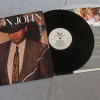 ELTON JOHN - BREAKING HEARTS - ���������
