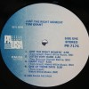 TOM GRANT - JUST THE RIGHT MOMENT - ���������