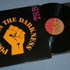 TOM ROBINSON BAND - POWER IN THE DARKNESS (j) - ���������