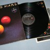 PAUL McCARTNEY - VENUS AND MARS (a) (+ 2 posters) - 