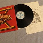 COMMODORES - HEROES (j) - 