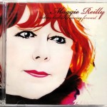 MAGGIE REILLY - LOOKING BACK, MOVING FORWARD - ���������