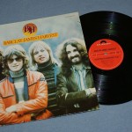 BARCLAY JAMES HARVEST - EVERYONE IS EVERYBODY ELSE - 