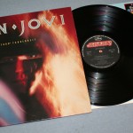 BON JOVI - 7800 FAHRENHEITH (j) - 