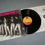 RAMONES - ROCKET TO RUSSIA - 