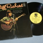 CLIFF RICHARD - EVERYONE NEEDS SOMEONE TO LOVE - ���������