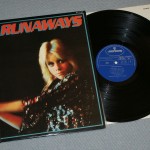 RUNAWAYS - THE RUNAWAYS (j) - 