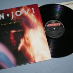 BON JOVI - 7800 FAHRENHEITH (j) - 