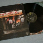 ELTON JOHN - DON'T SHOOT ME I'M ONLY THE PIANO PLAYER (j) - 