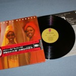THREE DEGREES - THE THREE DEGREES (j) - 