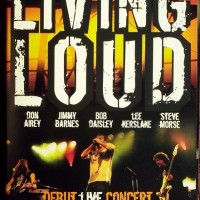 LIVING LOUD - DEBUT LIVE CONCERT SIDNEY FOX STUDIOS, 2004 - ���������