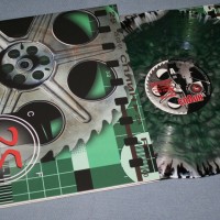 ����� - 25 ���� (green/black/silver splatter) - ���������