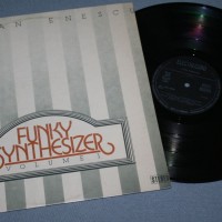 ADRIAN ENESCU - FUNKY SYNTHSIZER VOLUME 1 - ���������