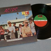 AC/DC - DIRTY DEEDS DONE DIRT CHEAP - Меломания