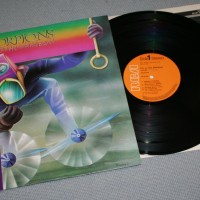 SCORPIONS - FLY TO THE RAINBOW (j) - 