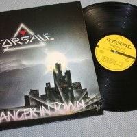 FORSALE (pre- GOTTHARD) - STRANGER IN TOWN - ���������