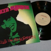 MARILYN MANSON - SMELLS LIKE CHILDREN - 