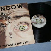 RAINBOW - STRAIGHT BETWEEN THE EYES - ���������