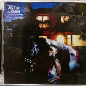 BAT FOR LASHES - FUR AND GOLD - 