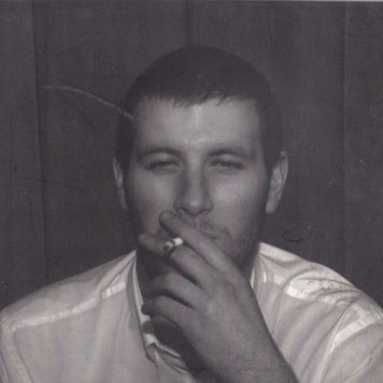 ARCTIC MONKEYS - WHATEVER PEOPLE SAY I AM, THAT'S WHAT I'M NOT - 