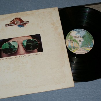 DOOBIE BROTHERS - TAKIN' IT TO THE STREETS - ���������