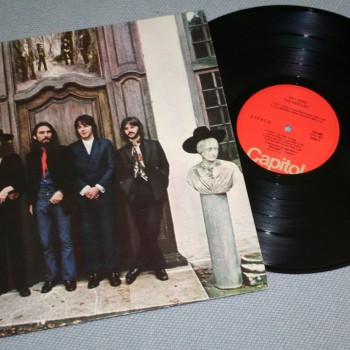 BEATLES - HEY JUDE () - 