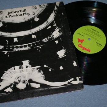JETHRO TULL - A PASSION PLAY (uk) - ���������