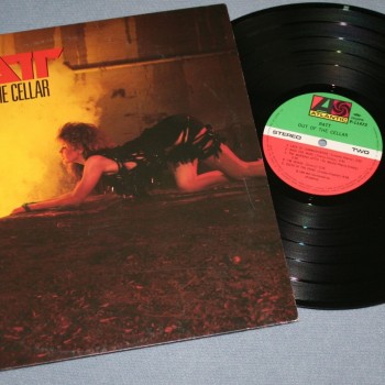 RATT - OUT OF THE CELLAR (j) - ���������