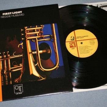 FREDDIE HUBBARD - FIRST LIGHT (j) - ���������