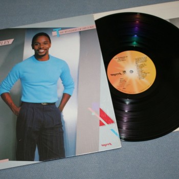 EARTH, WIND & FIRE - PHILIP BAILEY - THE WONDERS OF HIS LOVE (j) - 