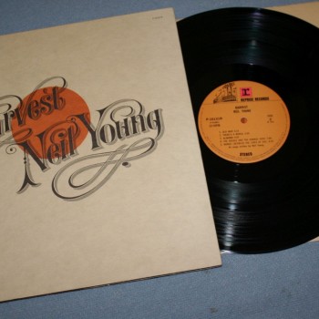 NEIL YOUNG - HARVEST (j) - ���������
