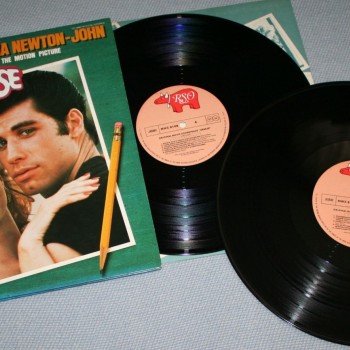 JOHN TRAVOLTA. OLIVIA NEWTON-JOHN - GREASE (j) - ���������