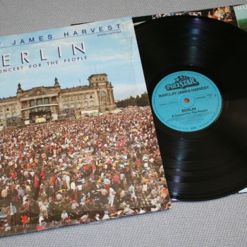 BARCLAY JAMES HARVEST - BERLIN - A CONCERT FOR THE PEOPLE - ���������