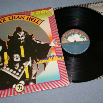 KISS - HOTTER THAN HELL (j) - 