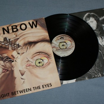 RAINBOW - STRAIGHT BETWEEN THE EYES - ���������