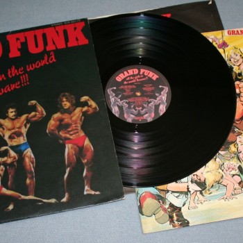 GRAND FUNK RAILROAD - ALL THE GIRLS IN WORLD BEWARE!!! (j) - 