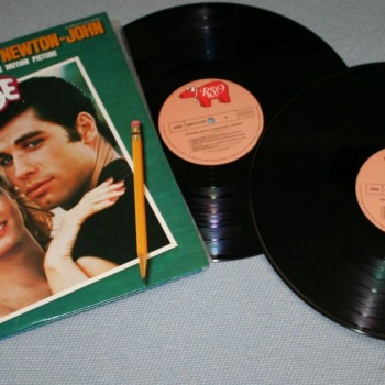 JOHN TRAVOLTA. OLIVIA NEWTON-JOHN - GREASE (j) - ���������