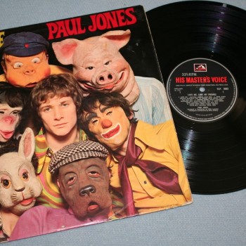 PAUL JONES - LOVE ME, LOVE MY FRIENDS (uk) - 