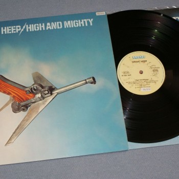 URIAH HEEP - HIGH AND MIGHTY - ���������