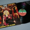 TWISTED SISTER - UNDER THE BLADE - 