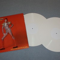 DAVID BOWIE - DEMANDING BILLY DOLLS, AND OTHER FRIENDS OF MINE - 