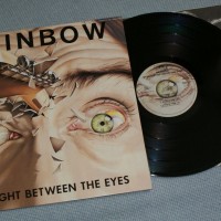 RAINBOW - STRAIGHT BETWEEN THE EYES (j) - 