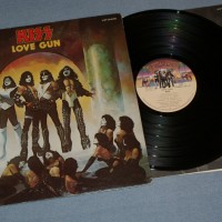 KISS - LOVE GUN (j) - 