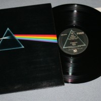 PINK FLOYD - THE DARK SIDE OF THE MOON (a) (+ poster) - 