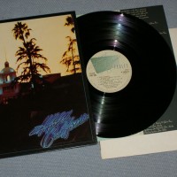 EAGLES - HOTEL CALIFORNIA  (j) - 