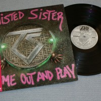 TWISTED SISTER - COME OUT AND PLAY (j) - 