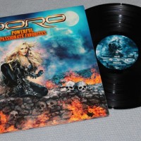 DORO  (K) - POWERFUL PASSIONATE FAVORITIES - 